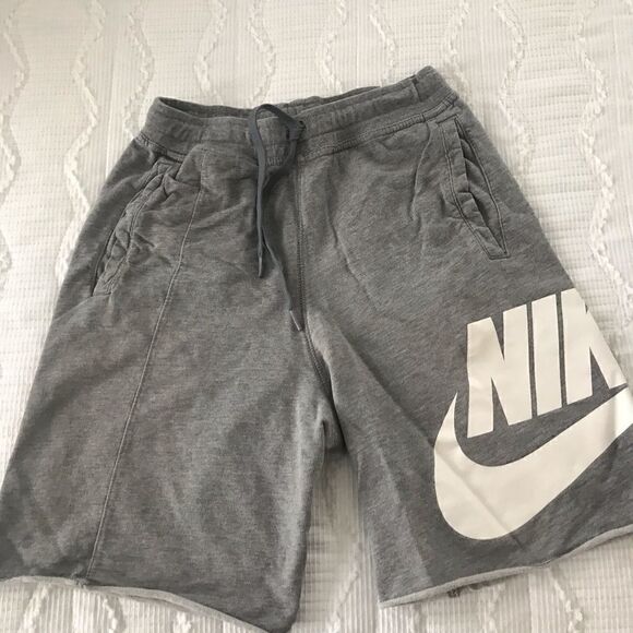 Nike boys athletic cotton shorts size L - Picture 1 of 2